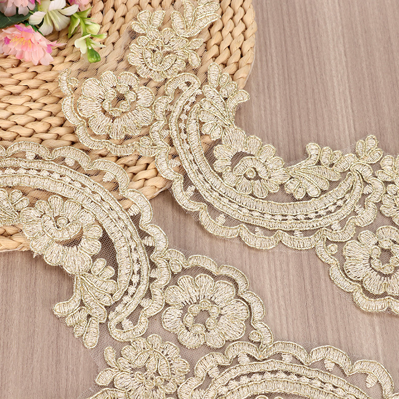 Robe en dentelle brodée à cord - Home Lines Textiles avis et prix