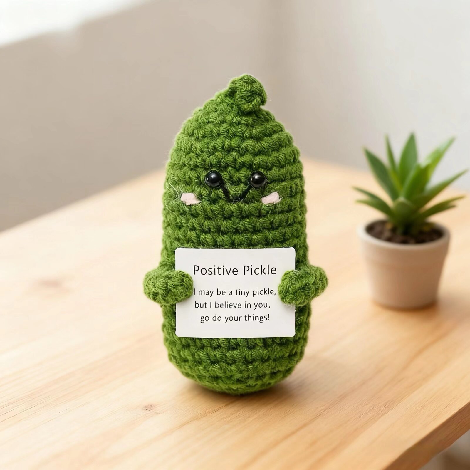 Mini poupée tricotée à la main - Home Textiles Trends avis et prix